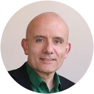 English language guru English Academy director